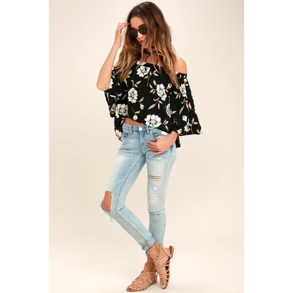 LULUS Light Of Dawn Black Cream Floral Print Off-the-Shoulder Summer Top Size XS - Picture 2 of 9